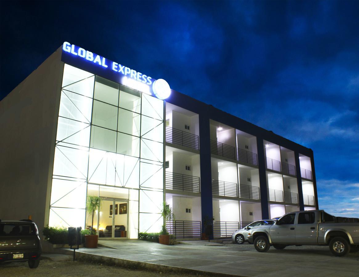 Global Express Hotel Escárcega Exterior foto