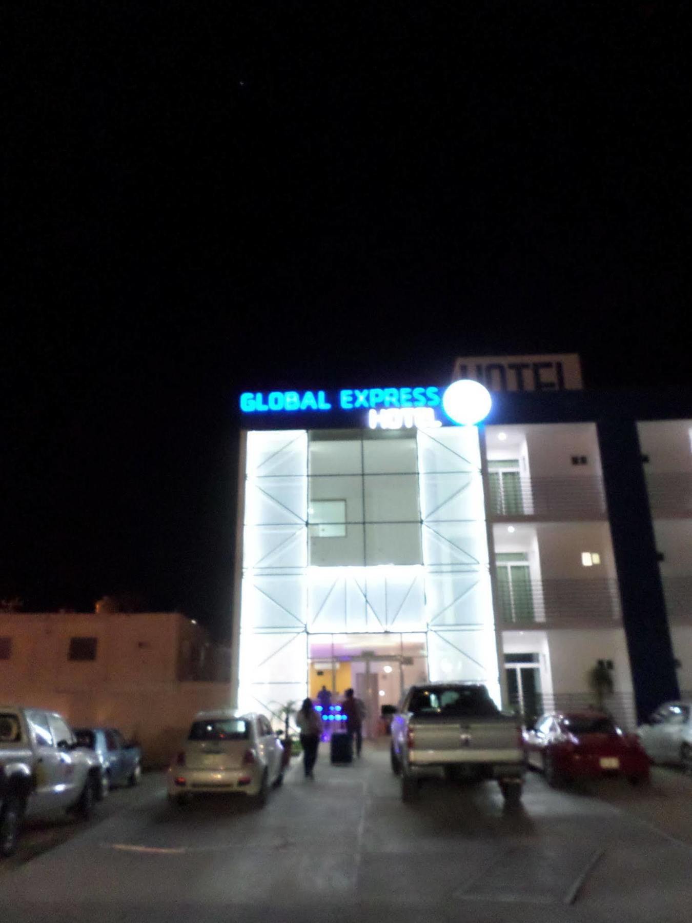 Global Express Hotel Escárcega Exterior foto