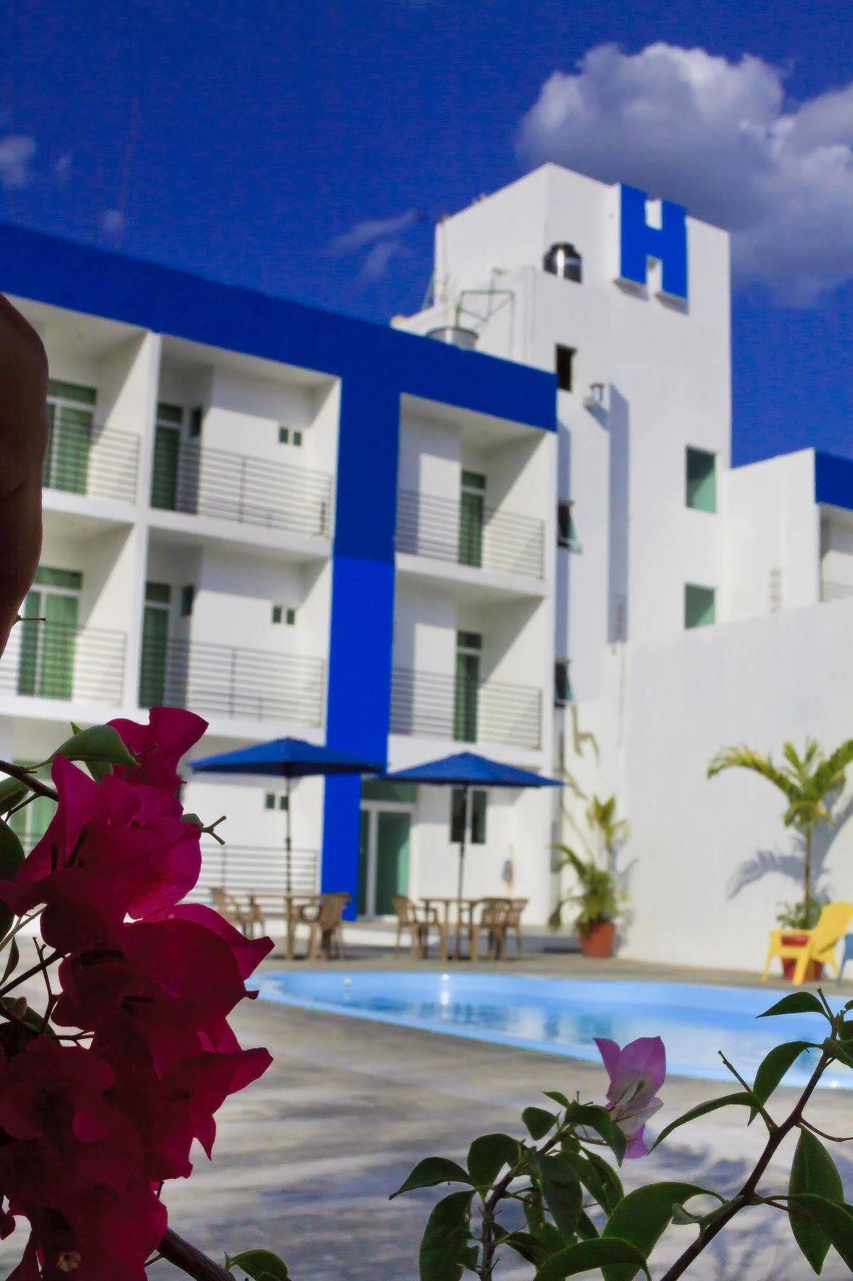 Global Express Hotel Escárcega Exterior foto